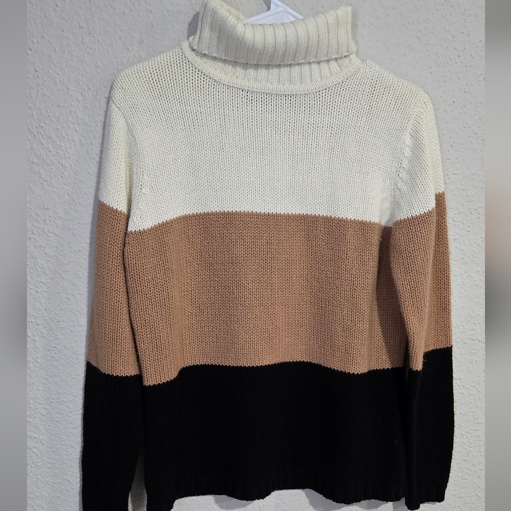 Sag Harbor Women Crewneck Sweater - White, Tan, and Black